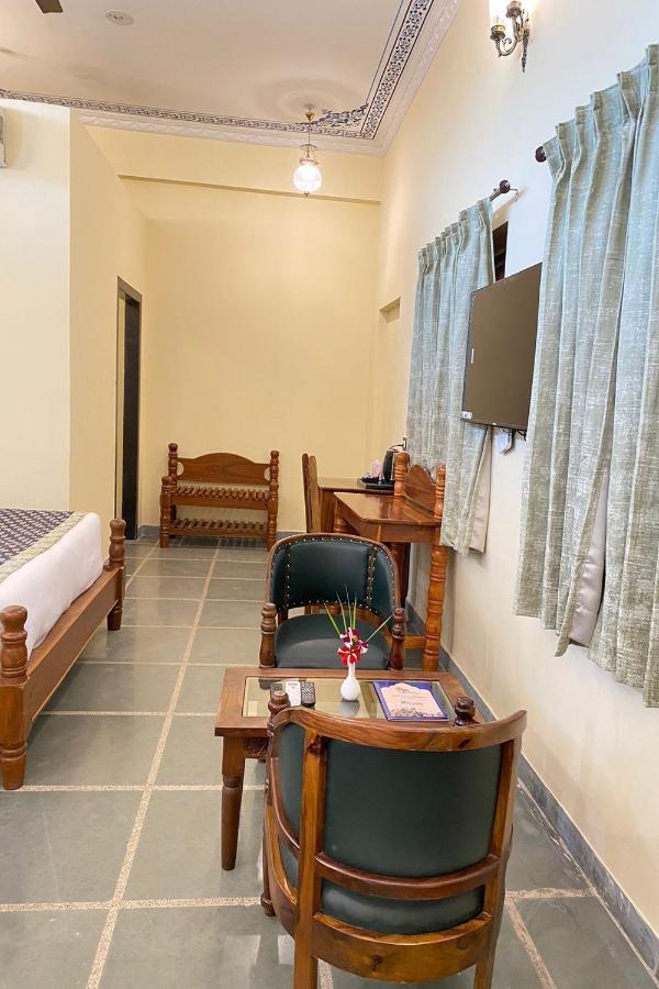 Jai Niwas Palace Resort 贡珀尔格尔 外观 照片