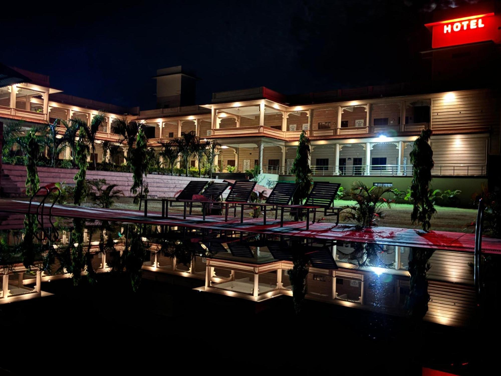Jai Niwas Palace Resort 贡珀尔格尔 外观 照片